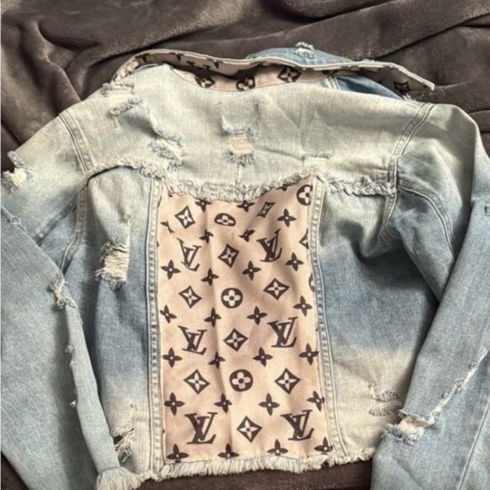 Louis Vuitton / Designer Scarf on Denim Jacket Size S/M